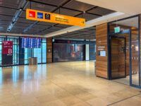 Lufthansa Senator Lounge Berlin Wegweiser