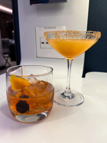 United Polaris Lounge San Francisco Bar Cocktail Drink 2