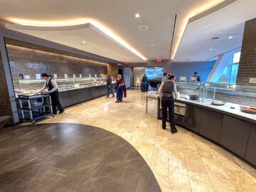 United Polaris Lounge San Francisco Buffet