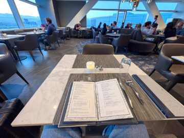 United Polaris Lounge San Francisco Dining Room Essen Karte