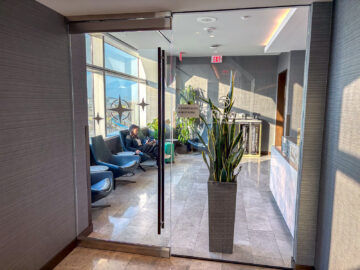 United Polaris Lounge San Francisco Dusch Suiten Ruhe Bereich Spa
