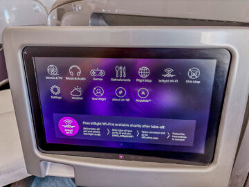 Air New Zealand Business Premier Class Boeing 777 Entertainment Monitor