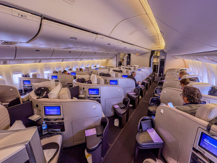 Air New Zealand Business Premier Class Boeing 777 Kabine