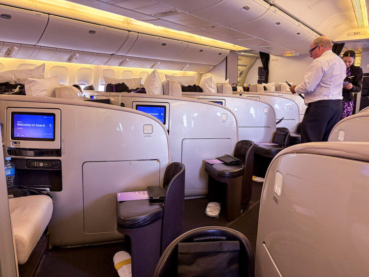 Air New Zealand Business Premier Class Boeing 777 Sitze Betten Kabine
