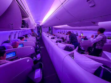 Air New Zealand Business Premier Class Boeing 787 San Francisco Auckland Kabine