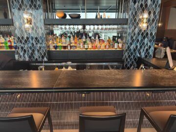 American Express Centurion Lounge Tokyo Haneda Bar2