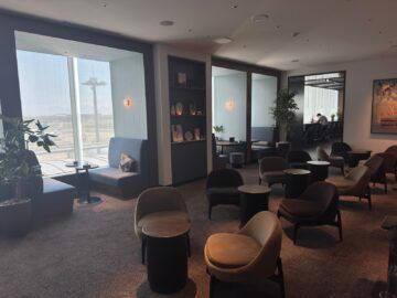 American Express Centurion Lounge Tokyo Haneda Blick In Die Lounge5
