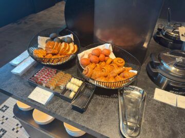 American Express Centurion Lounge Tokyo Haneda Brot