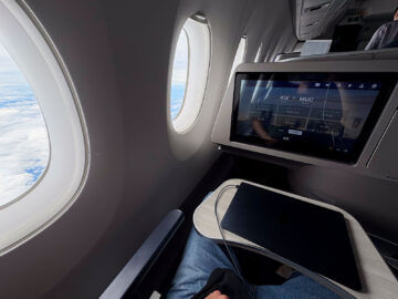 Lufthansa Aribus A350 Ex Pal Business Class Sitz Tisch Arbeitsplatz