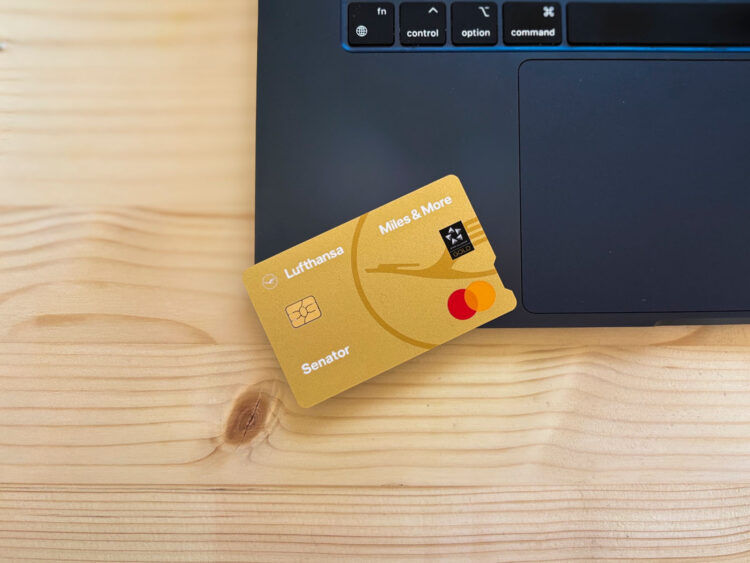 Miles And More Senator Gold Kreditkarte Deutsche Bank Laptop