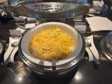 Singapore Airlines Silverkris Lounge Bangkok Chicken Fried Rice