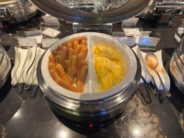 Singapore Airlines Silverkris Lounge Bangkok Omlet