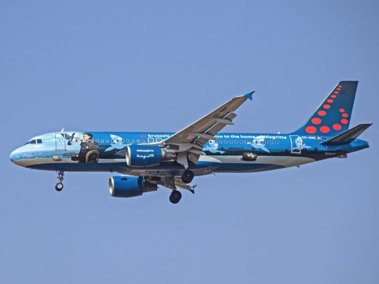 Brussels Airlines Airbus A320 Flugzeug Unsplash