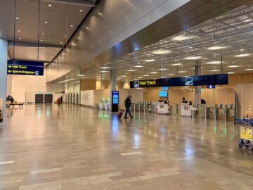 Flughafen Airport Arlanda Stockholm Fast Track Eingang