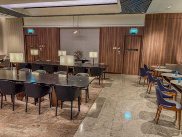 Singapore Airlines Silverkris Business Class Lounge Terminal 3 Singapur Essentische Und Schlafbereich Hinten
