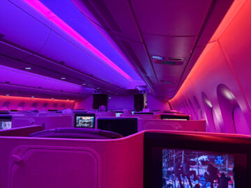 Thai Airways Airbus A350 900 Royal Silk Business Class Kabine Beleuchtung