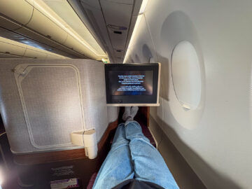 Thai Airways Airbus A350 900 Royal Silk Business Class Sitz Position