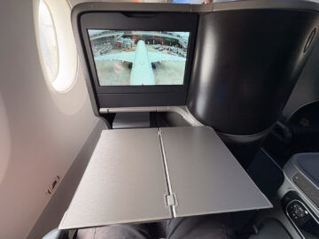 Turkish Airlines Airbus A350 900 Business Class Tisch