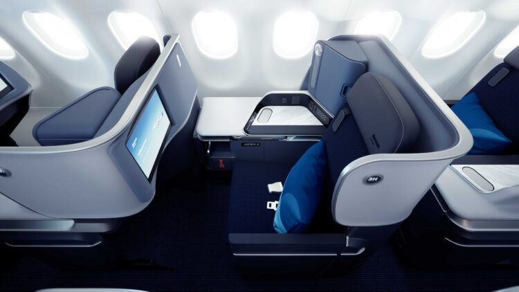 Discover Airlines Ocean Blue Business Class 3