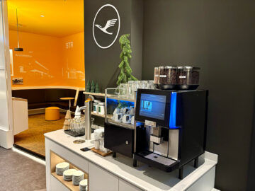 Lufthansa Business Lounge Stuttgart Kaffeemaschine