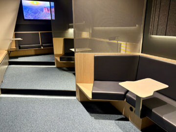 Lufthansa Senator Lounge Stuttgart Arbeitsecken