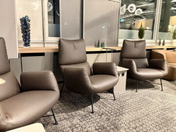 Lufthansa Senator Lounge Stuttgart Sitzreihe