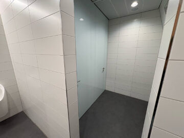 Lufthansa Senator Lounge Stuttgart Toiletten