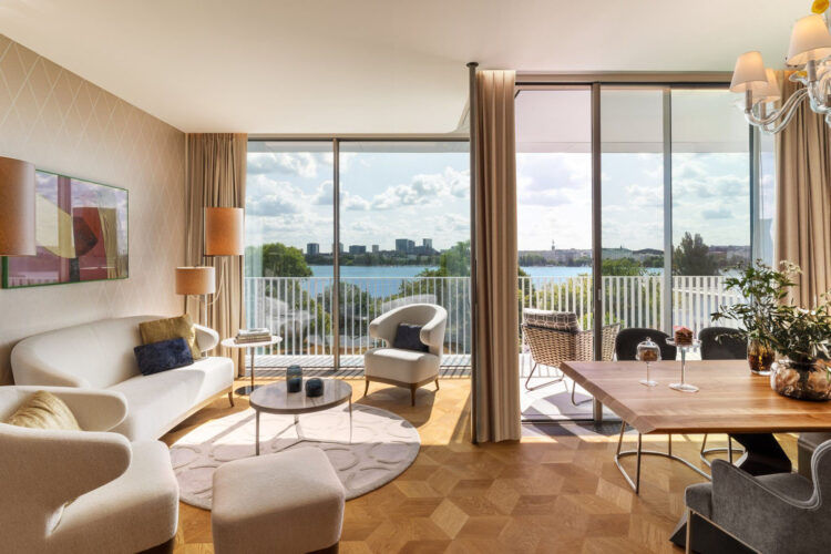 The Fontenay Hamburg Suite Copyright