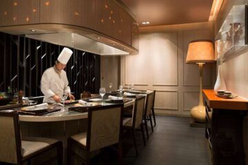 Shangri La Tokyo Restaurant 2 Copyright