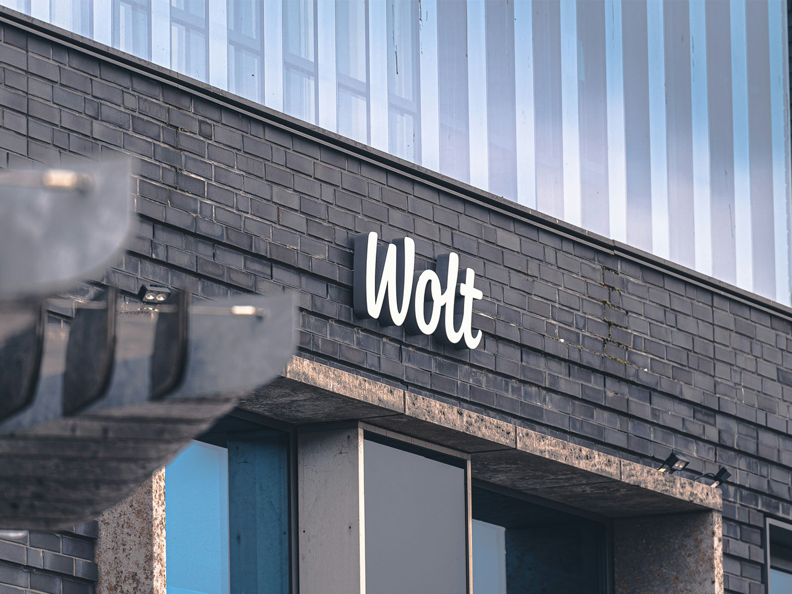 Wolt, Deutsche Bank, and Miles & More Launch New Partnership for Credit Cardholders