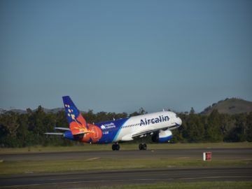 aircalin flugzeug start noumea