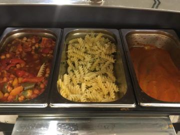 americanairlines admiralsclub londonheathrow nudeln
