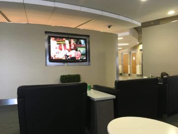 americanairlines admiralsclub londonheathrow tvbereich
