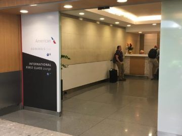 americanairlines lounge londonheathrow eingangsbereich