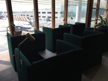 cathaypacific business class lounge londonheathrow chillbereich