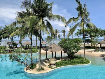 conrad bali hotel pool