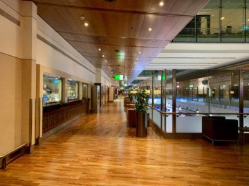 emirates first class lounge dubai concourse b atrium 1