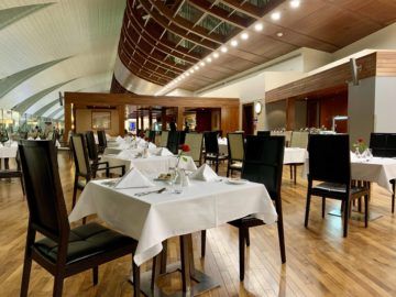 emirates first class lounge dubai concourse b restaurant 3