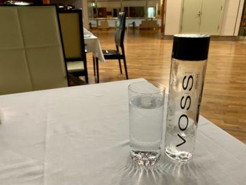 emirates first class lounge dubai concourse b restaurant wasser