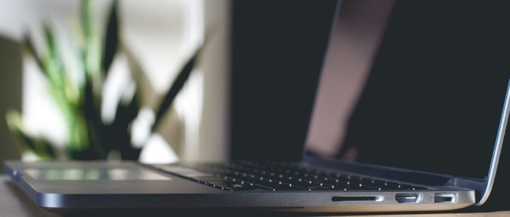 laptop unsplash