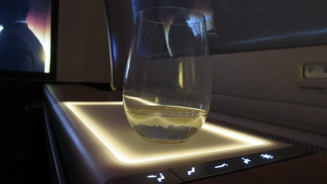 Review: Swiss First Class Boeing 777-300ER | meilenoptimieren.com